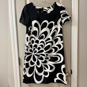 AB Studio Black and White Shift Dress